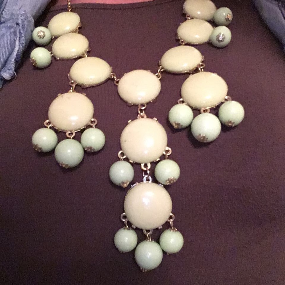 Necklace bundle - Picture 5 of 6